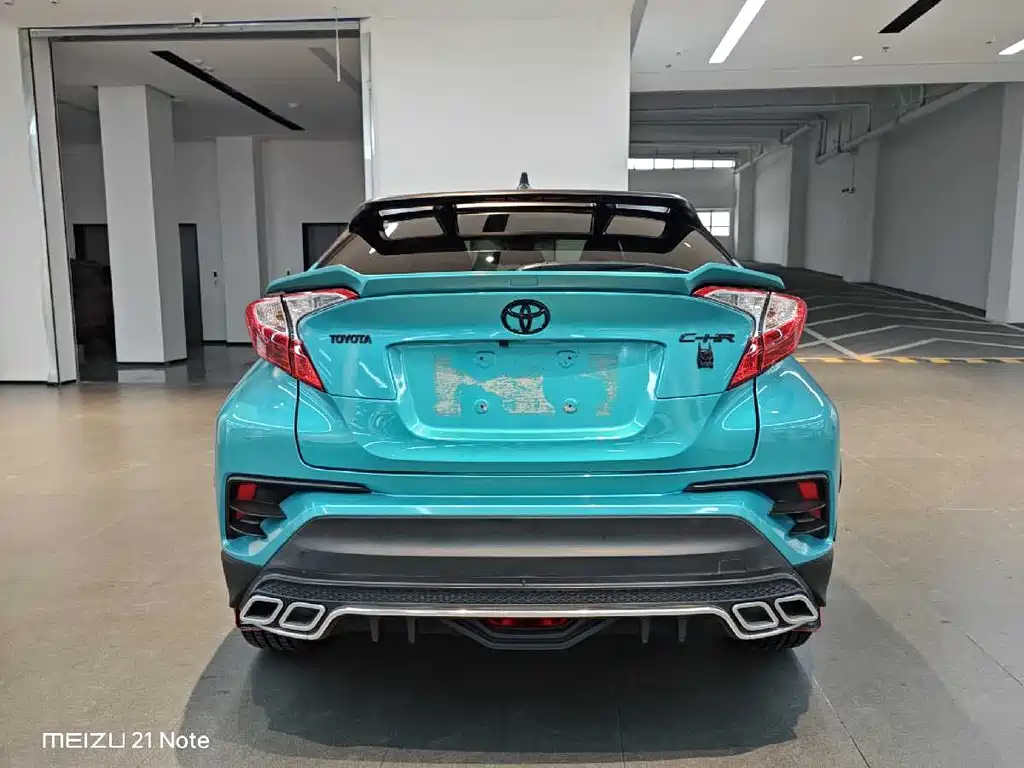 TOYOTA C HR