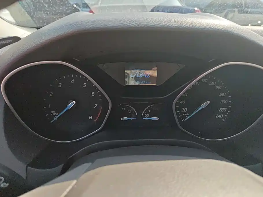 Ford Focus — миниатюра 14