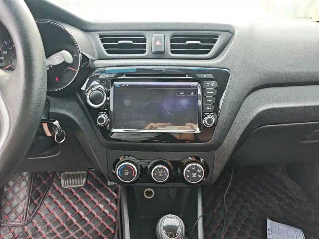 Kia K2 — миниатюра 13