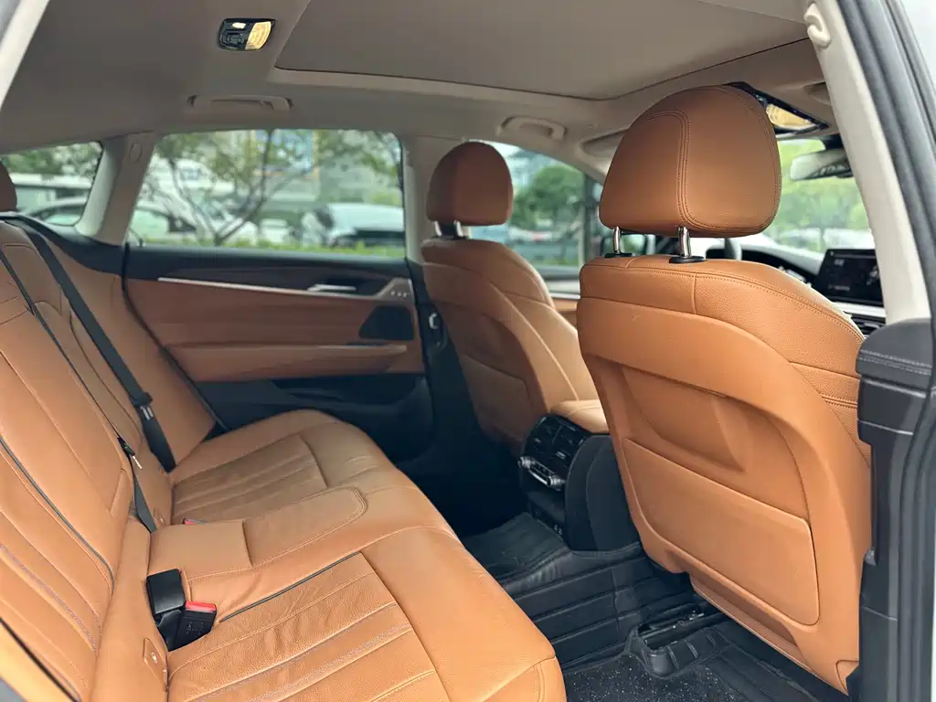 BMW 6 Series GT — миниатюра 10