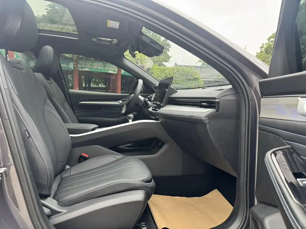 GEELY AUTOMOBILE XINGRUI