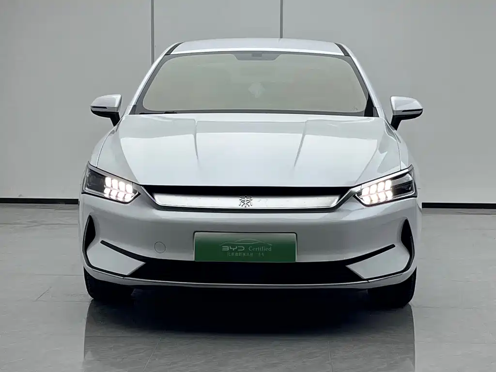 BYD Qin Plus 2023 — фото 2