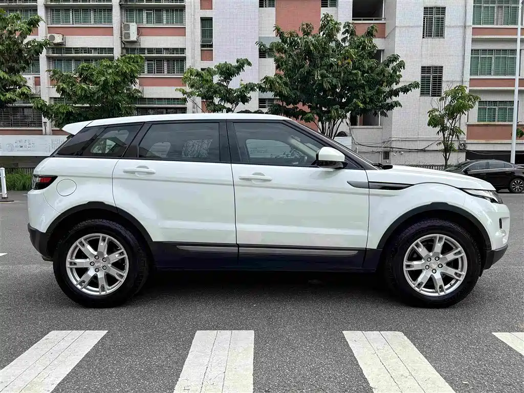 Land Rover Evoque (Import) — миниатюра 7