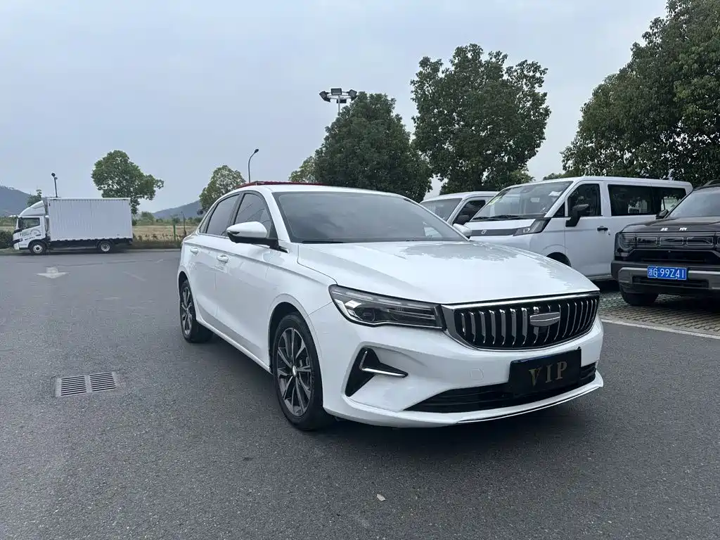 Geely Emgrand — миниатюра 3