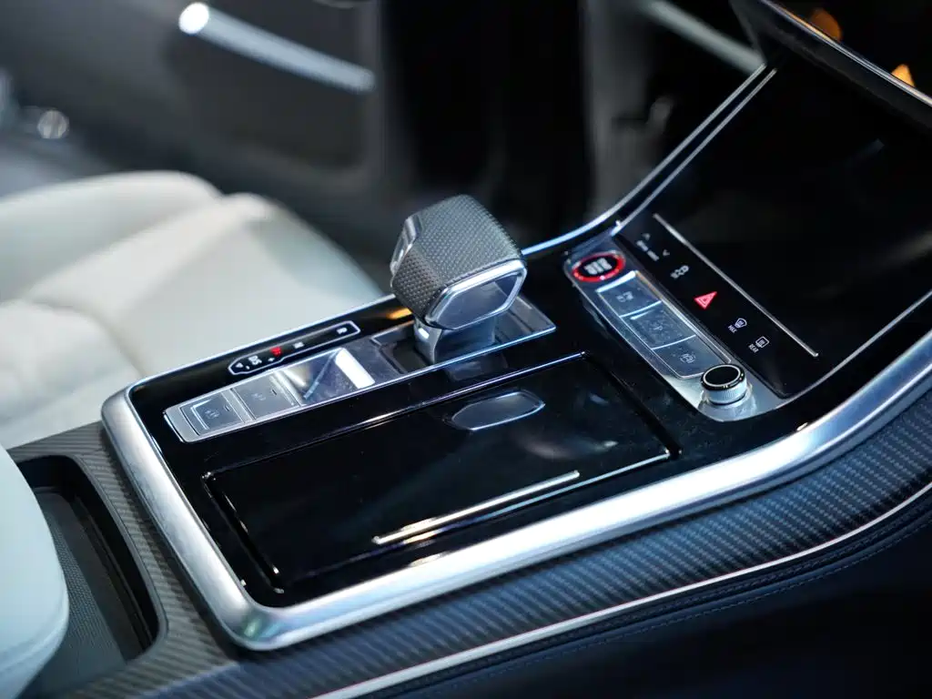 Audi RS Q8 — миниатюра 32
