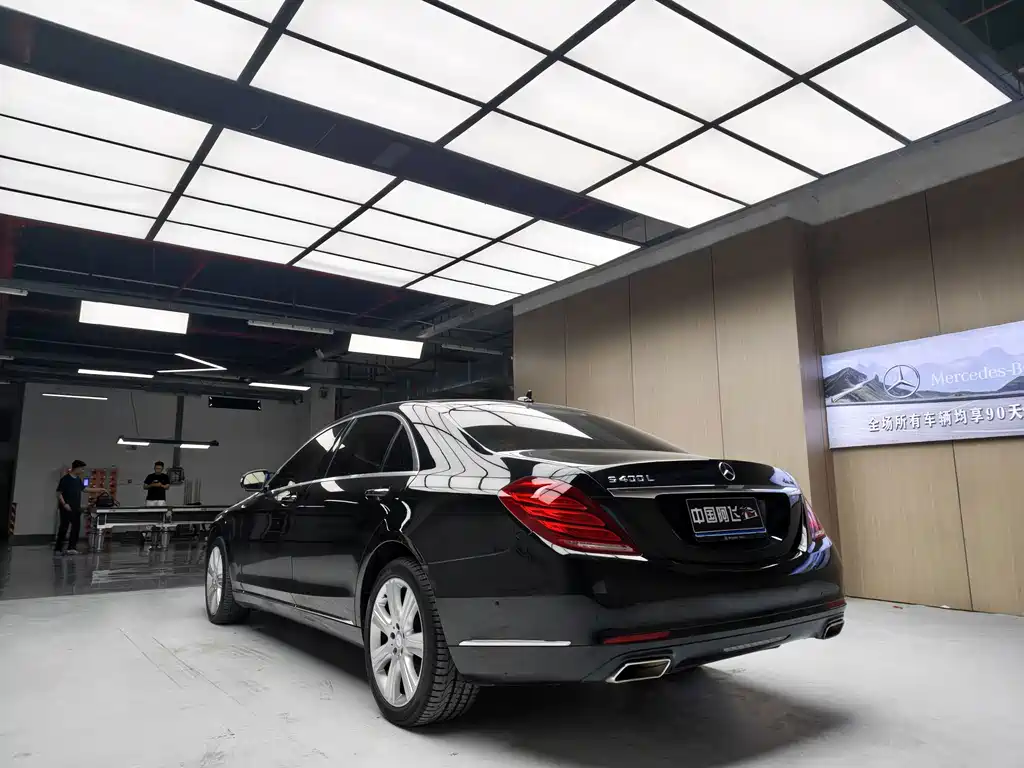 Mercedes-Benz S-Class — миниатюра 7