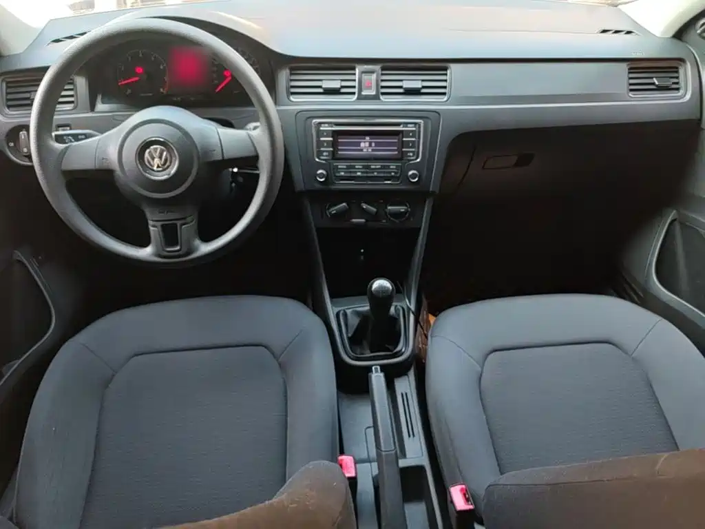 Volkswagen Santana — миниатюра 10