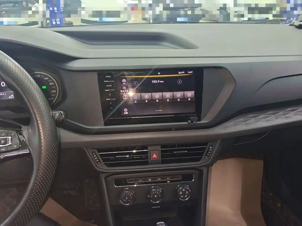 Volkswagen Tharu — миниатюра 13