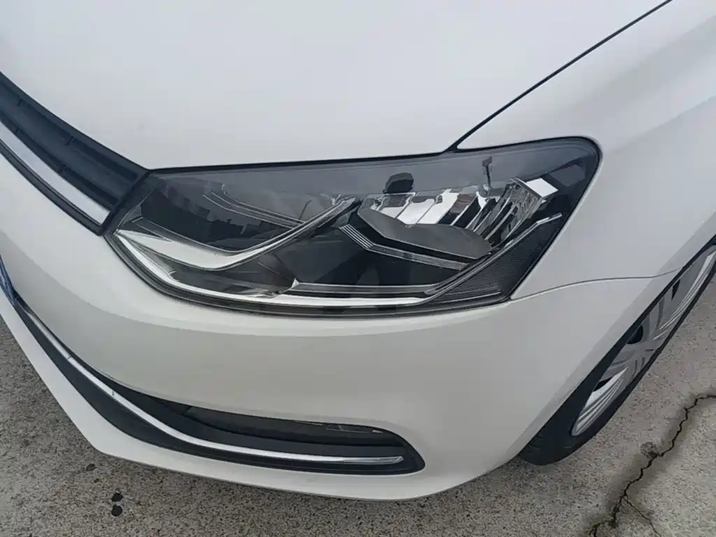 Volkswagen Polo — миниатюра 24