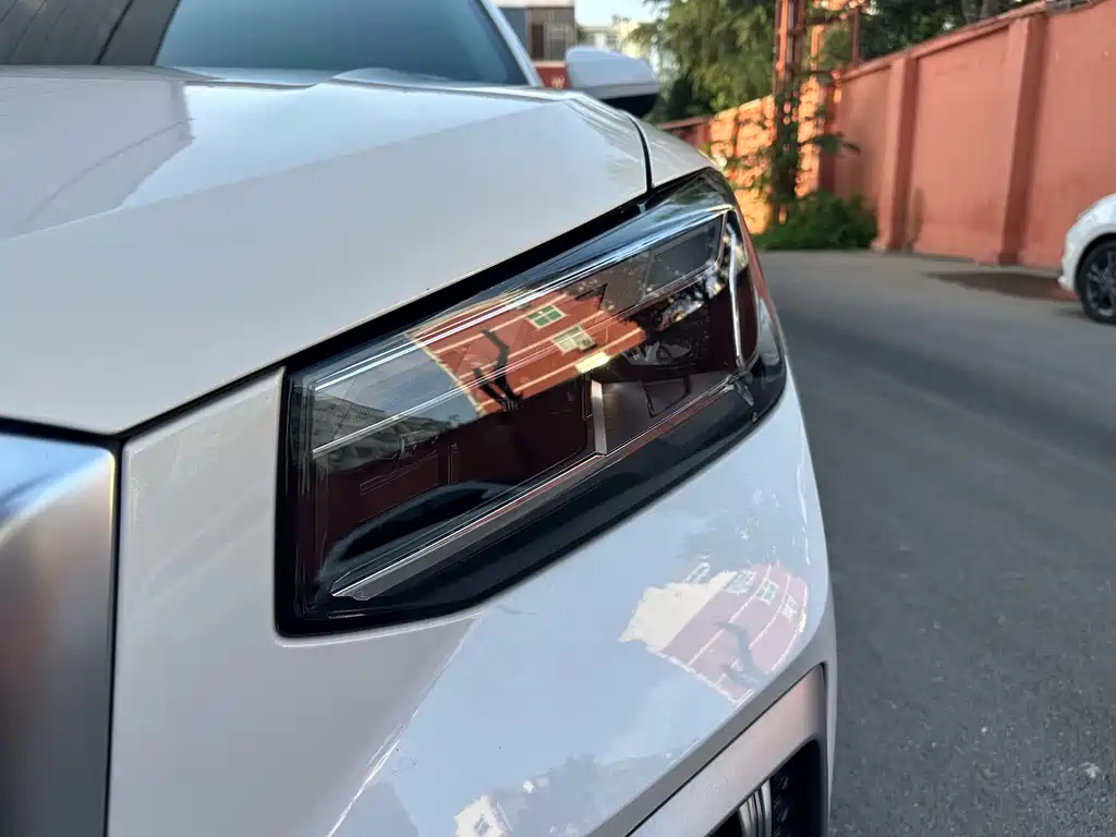 Audi Q2L 2022 35 TFSI Luxury