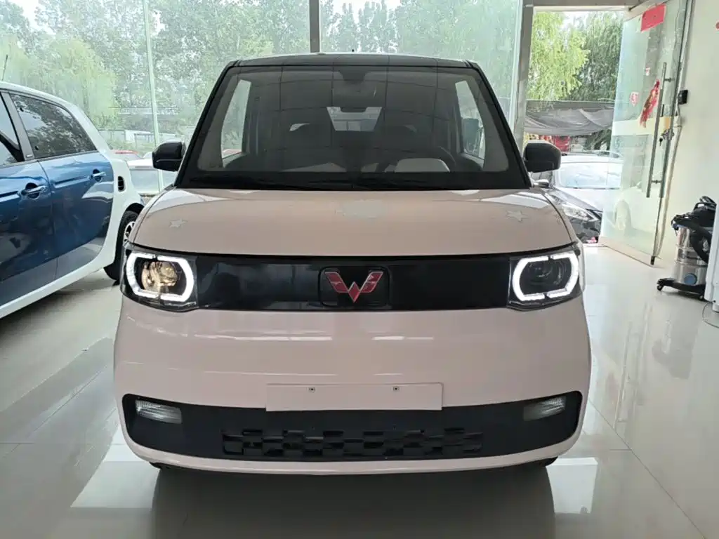 Wuling MINIEV — миниатюра 3