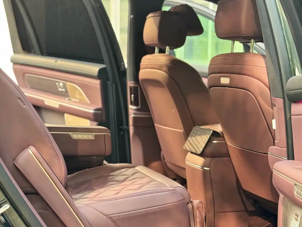 NIO ES8 2026 мест Executive