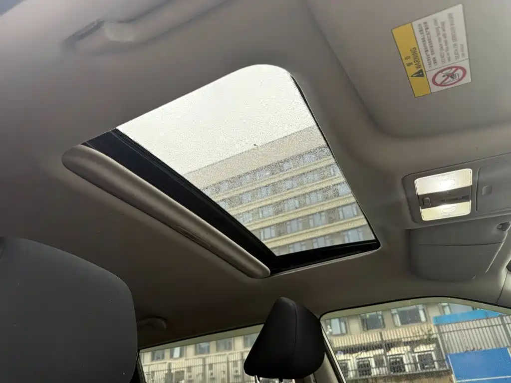 Nissan Bluebird — миниатюра 13