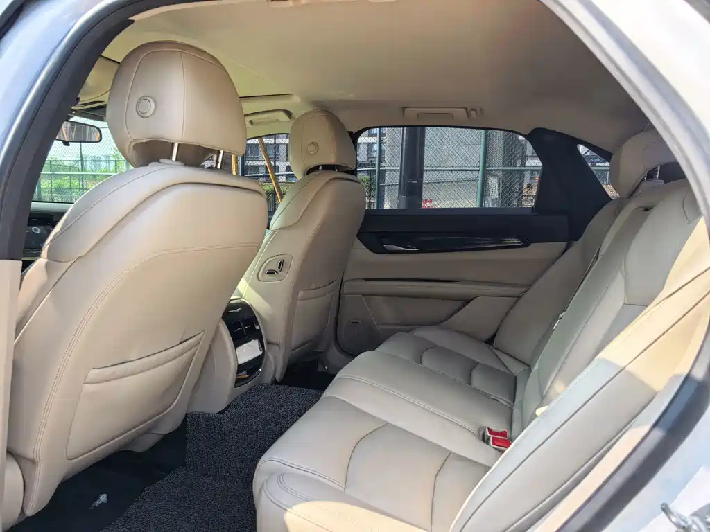 Cadillac CT6 — миниатюра 7