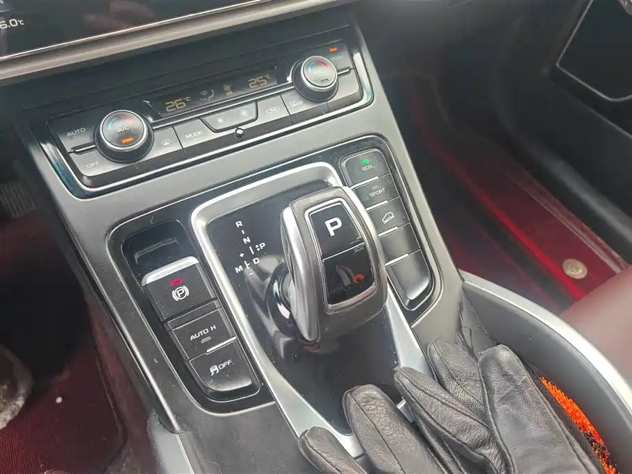 GEELY AUTOMOBILE BOYUE