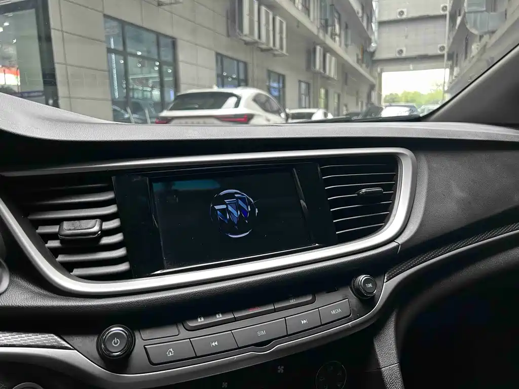 Buick Excelle — миниатюра 15