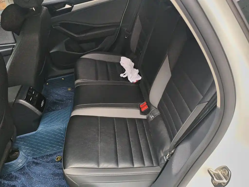 Volkswagen Sagitar — миниатюра 15