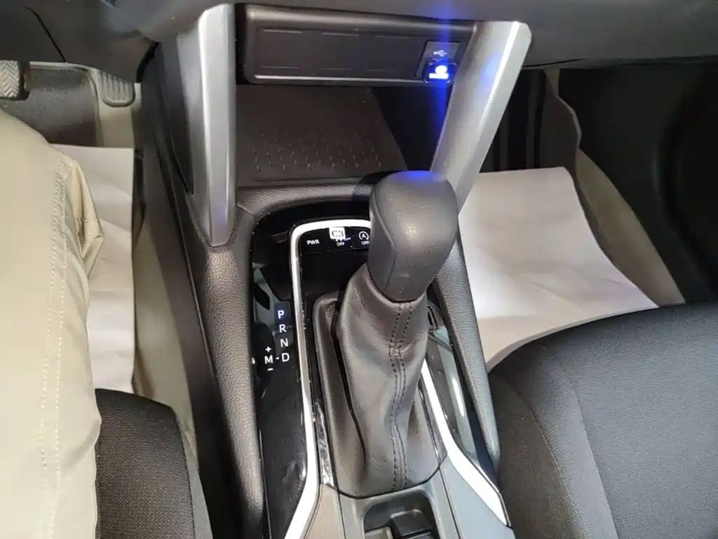 Toyota Corolla Cross — миниатюра 14
