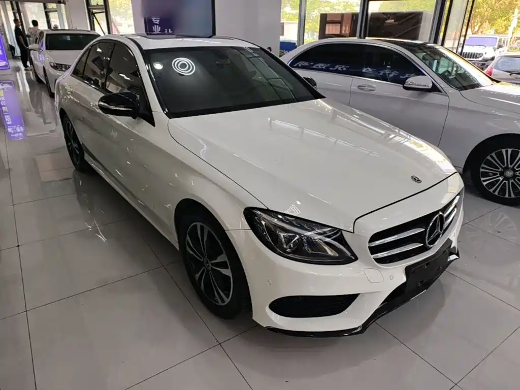Mercedes-Benz C-Class — миниатюра 4