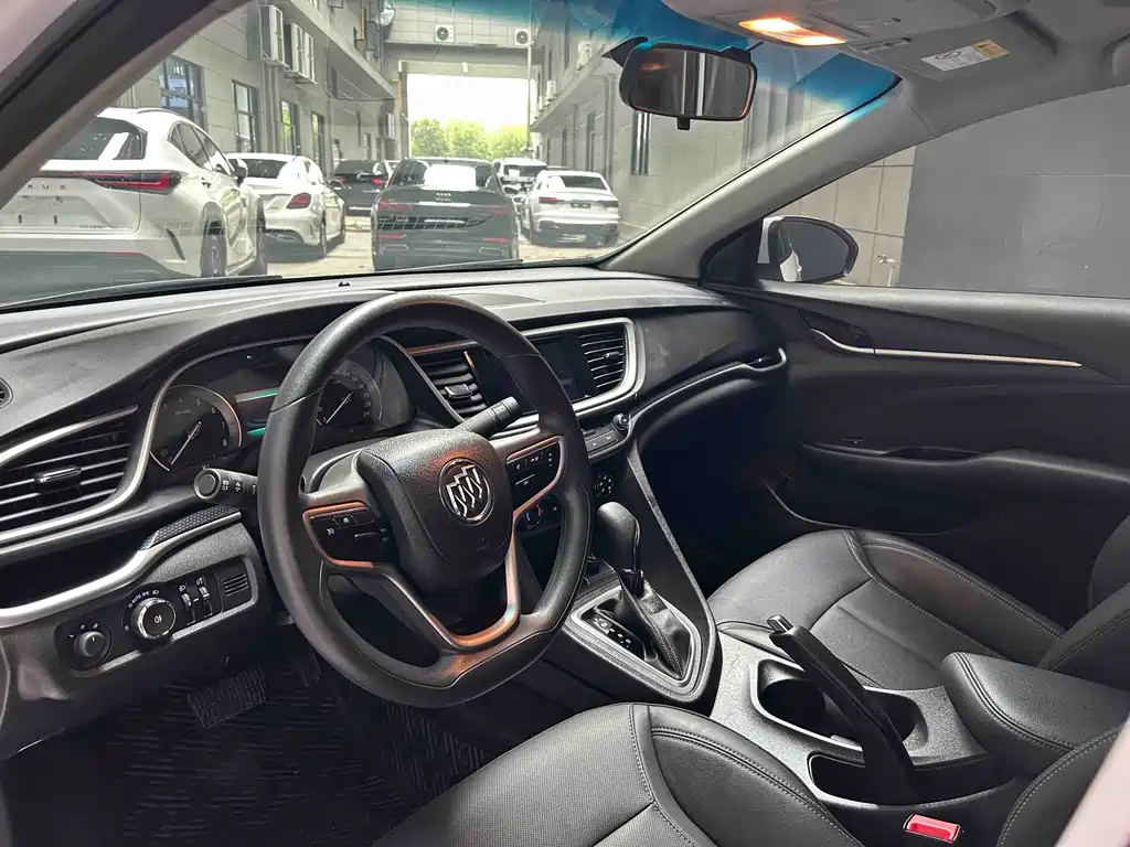 Buick Excelle — миниатюра 13