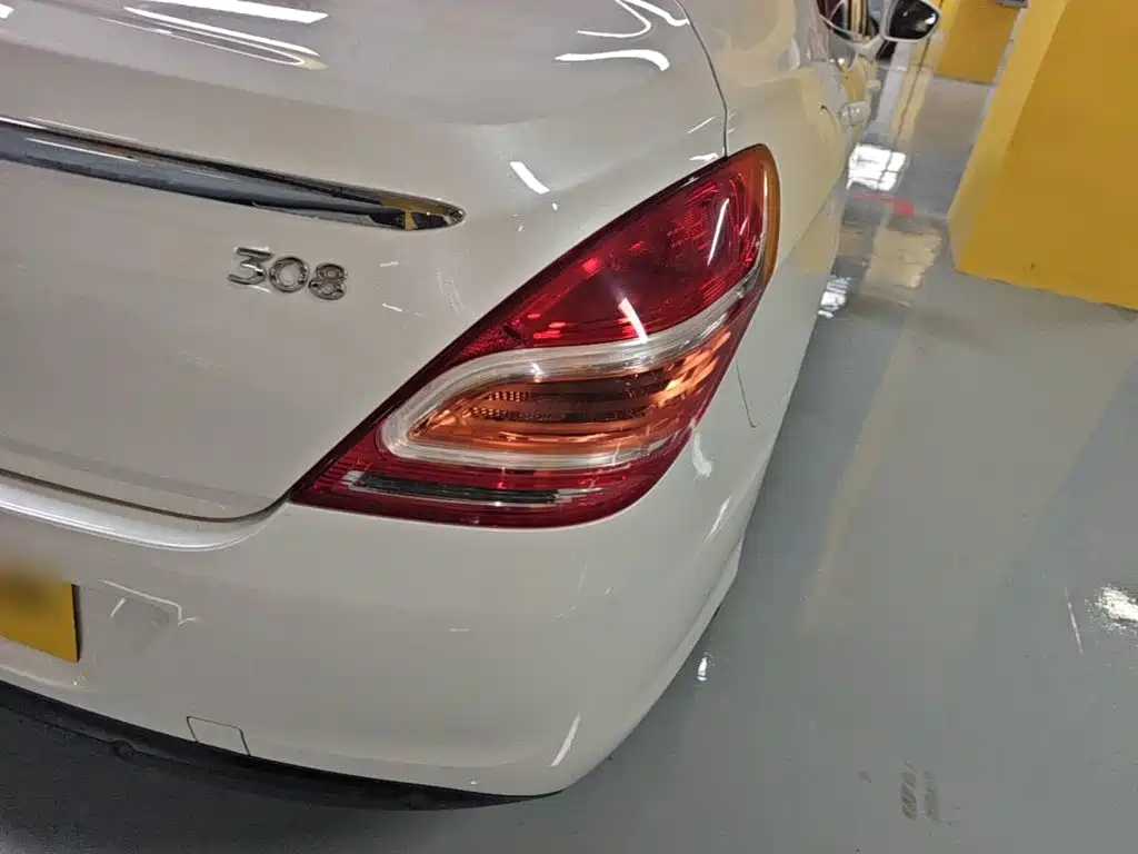 Peugeot 308 — миниатюра 8