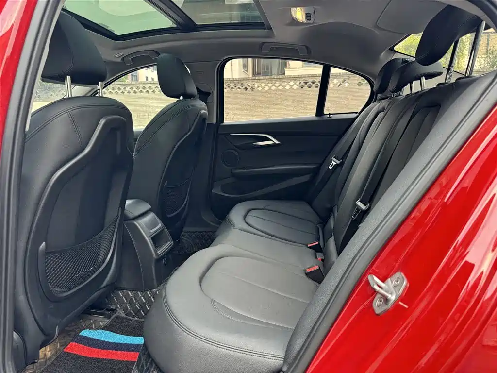 BMW 1 Series — миниатюра 5