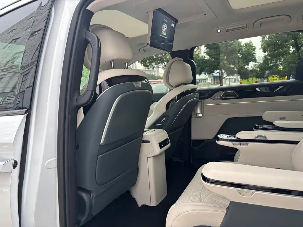 BYD Xia — миниатюра 15