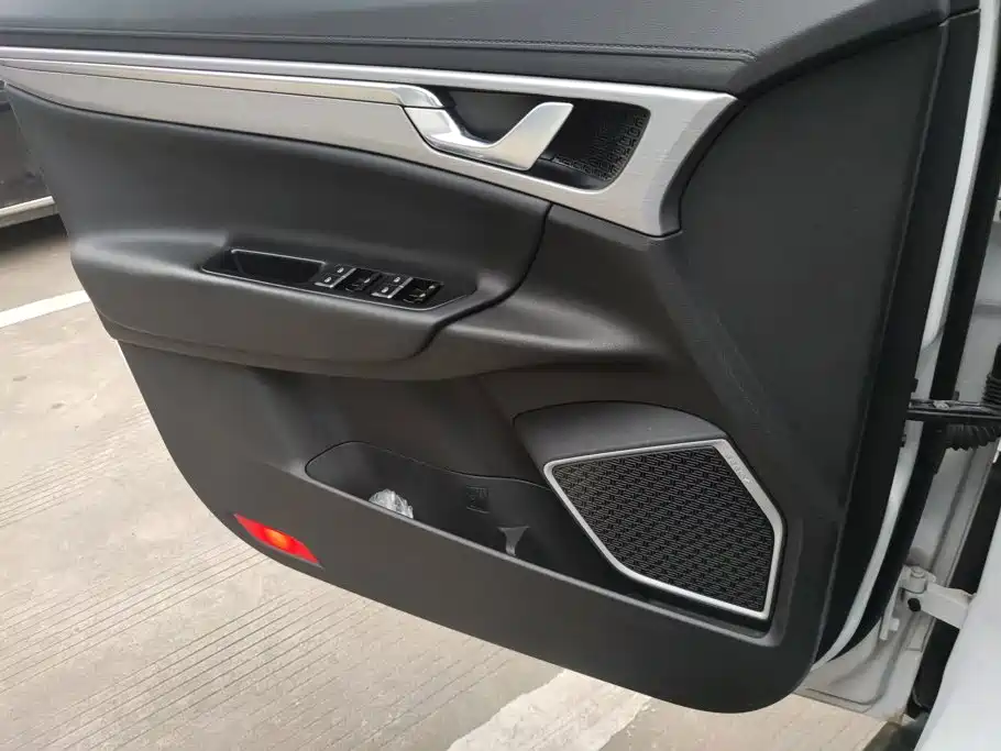 Geely Emgrand GS — миниатюра 7