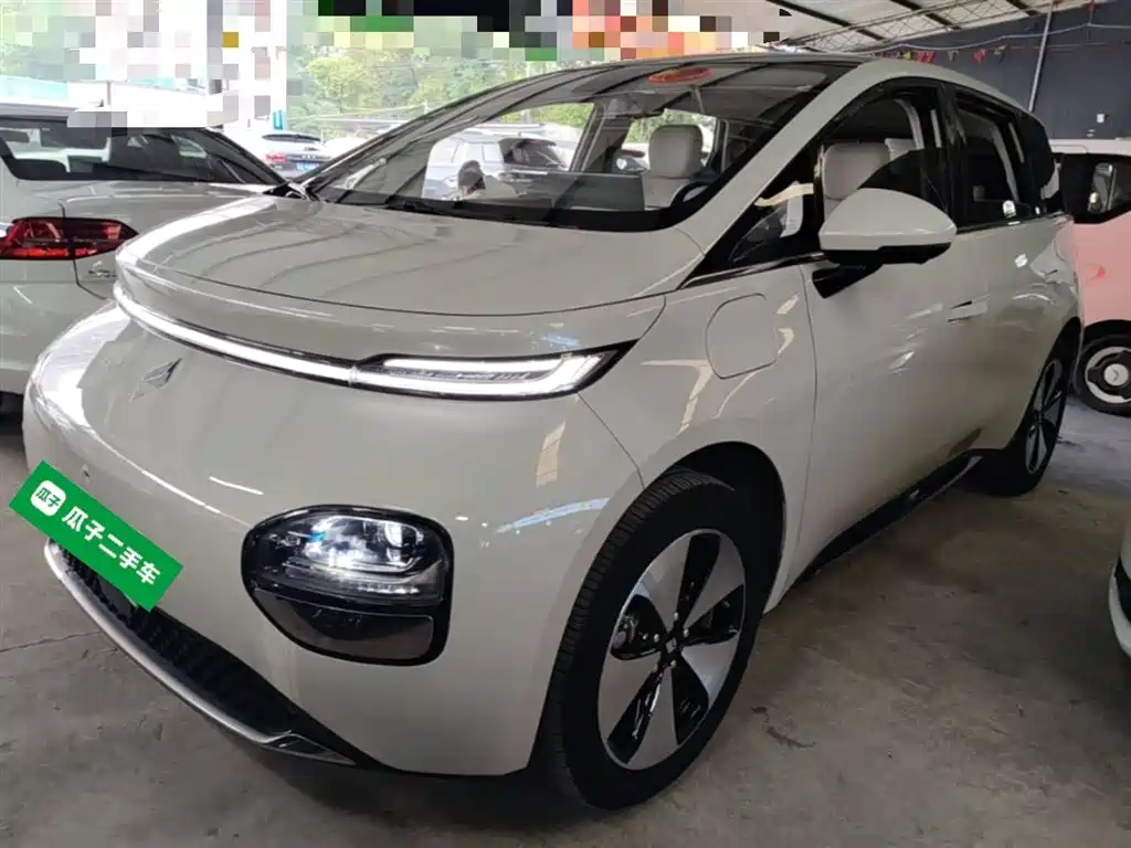 Baojun Yunduo 2024