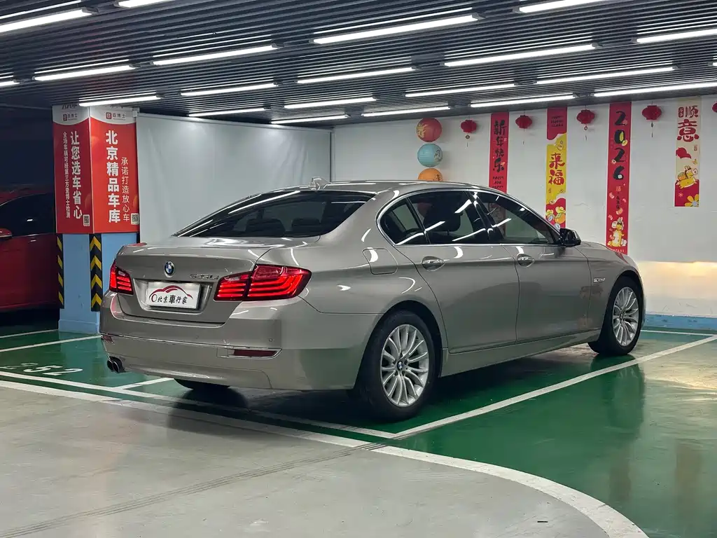 BMW 5 Series — миниатюра 5