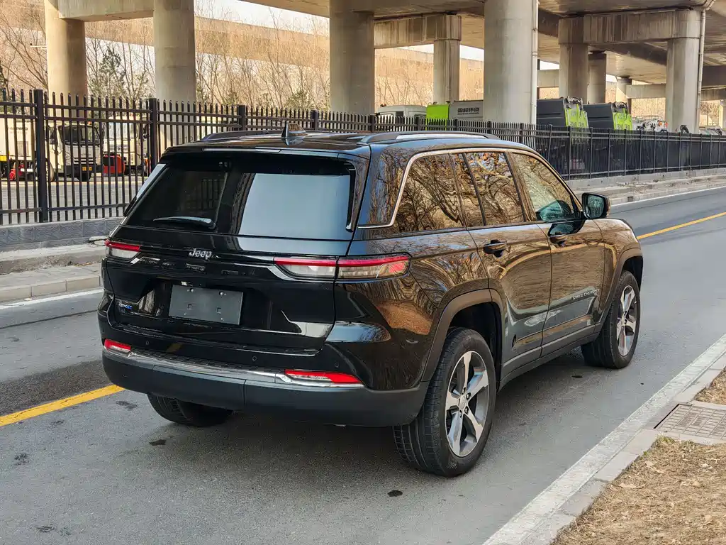 JEEP GRAND CHEROKEE 4XE