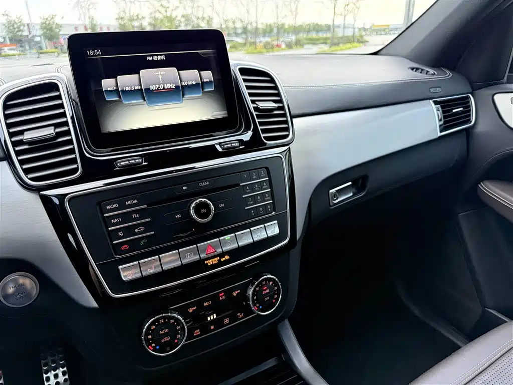 MERCEDES-BENZ GLE AMG