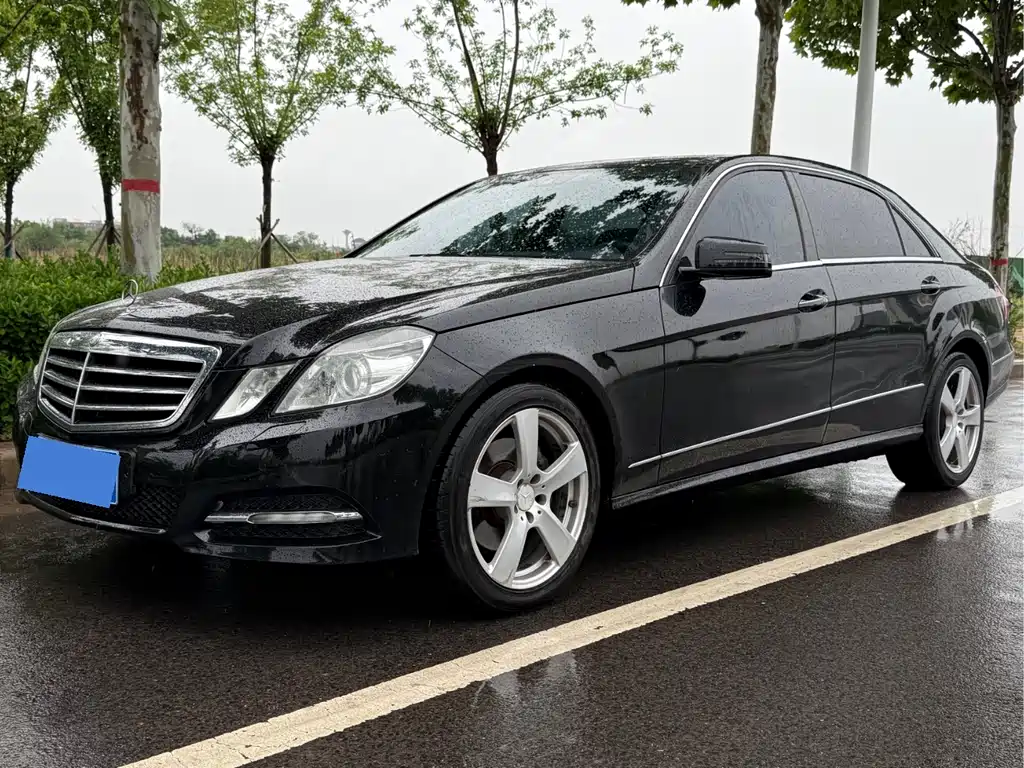 Mercedes-Benz E-Class 2013