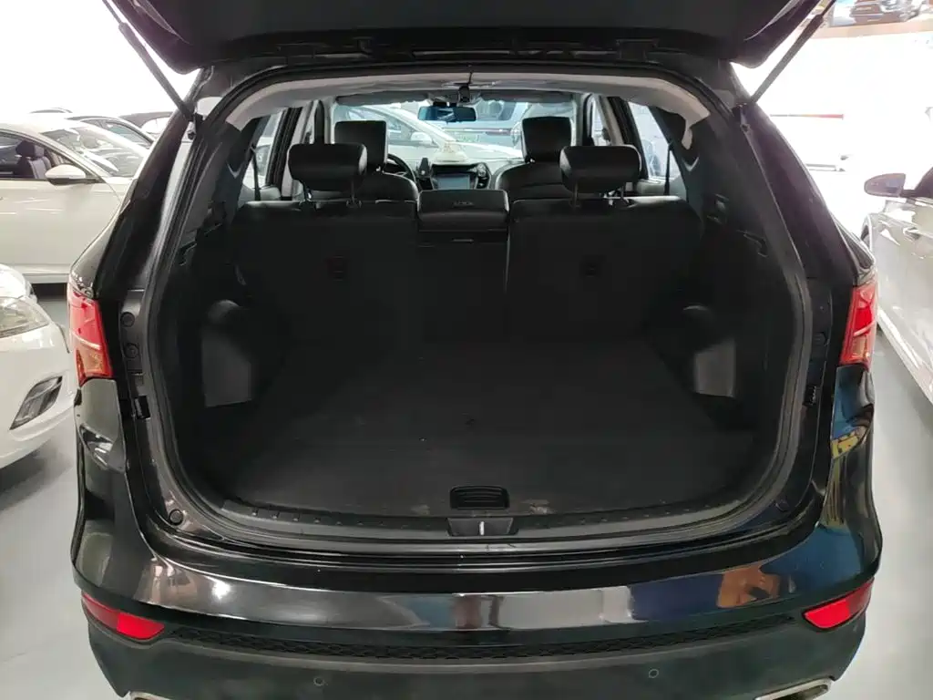 Hyundai Santa Fe — миниатюра 19