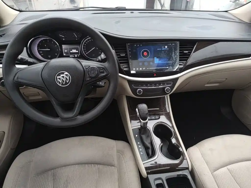 Buick Verano — миниатюра 10