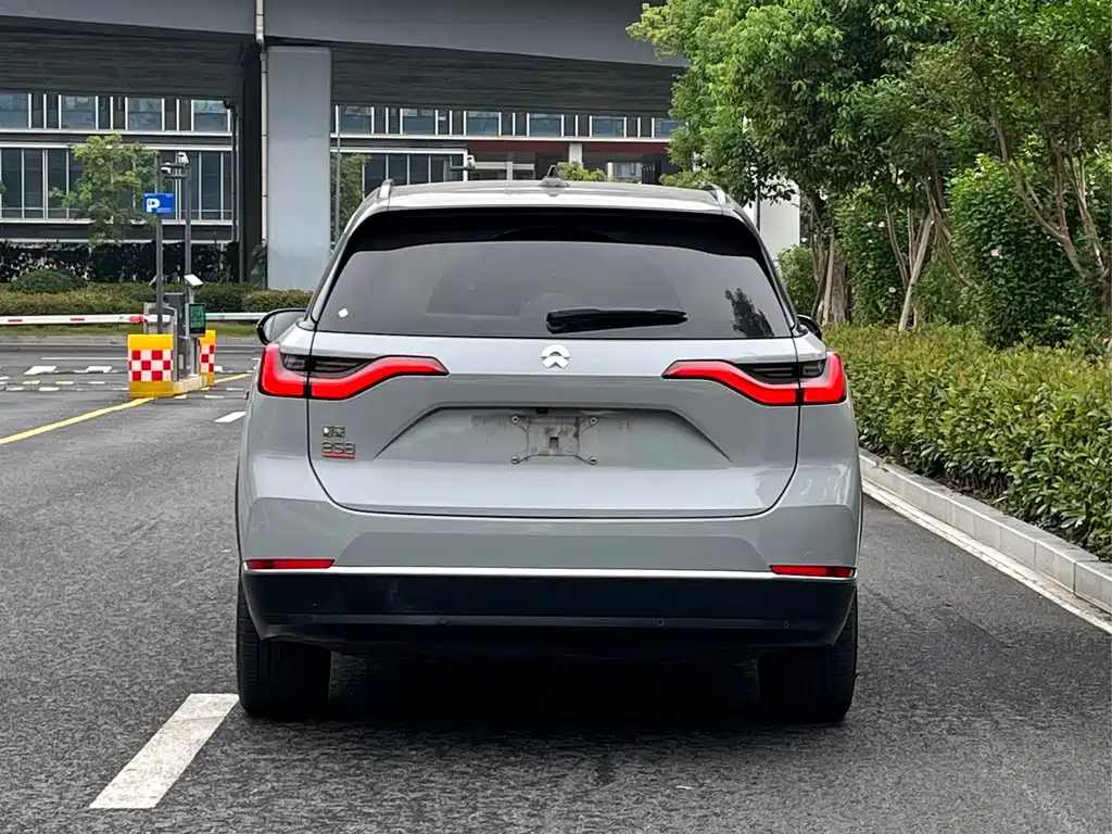 NIO ES8 — миниатюра 4