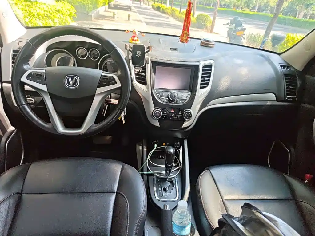 Changan CS35 — миниатюра 10