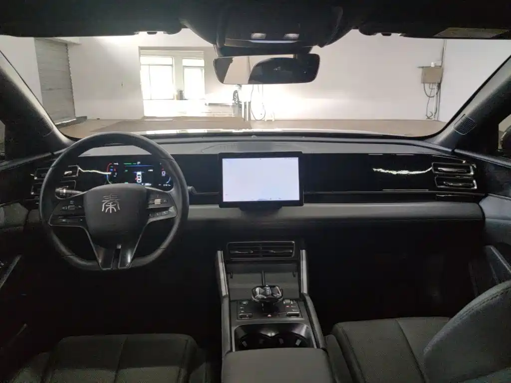BYD Qin L — миниатюра 10
