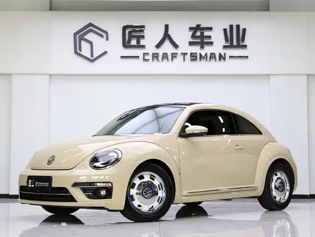 VOLKSWAGEN BEETLE 2020