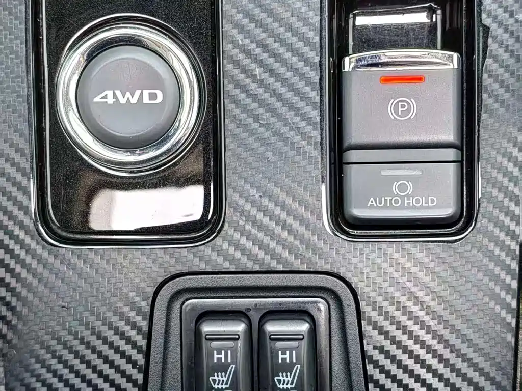 Mitsubishi Outlander — миниатюра 13
