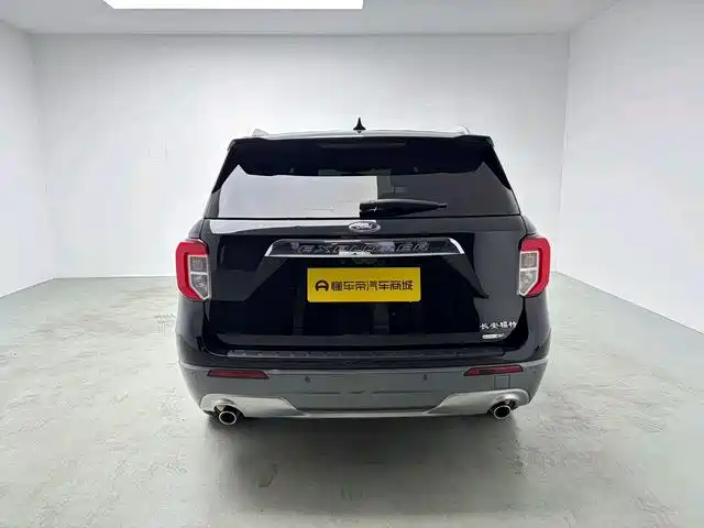 Ford Explorer — миниатюра 4