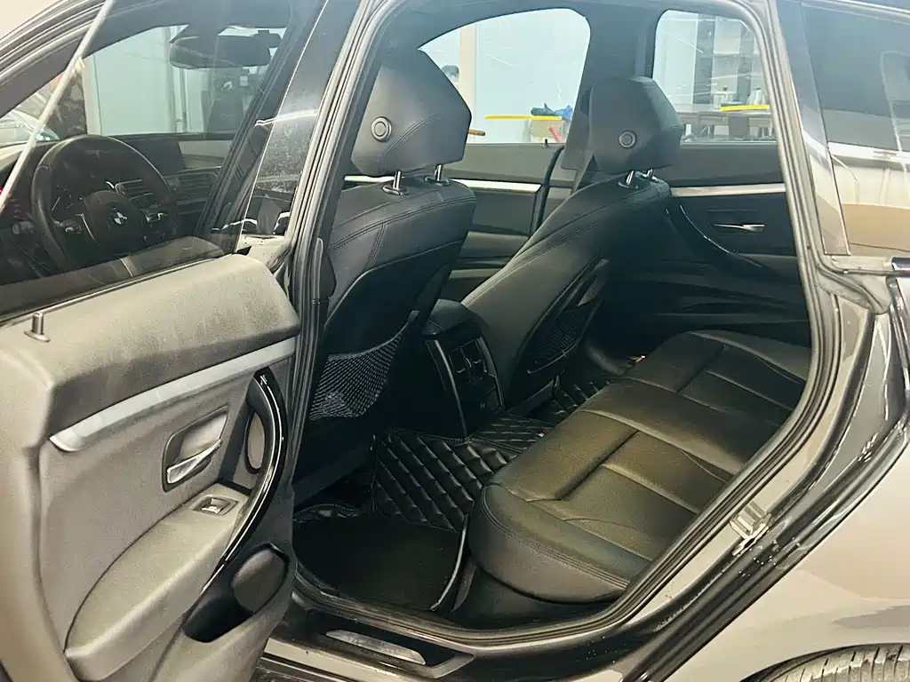 BMW 3 Series GT — миниатюра 9