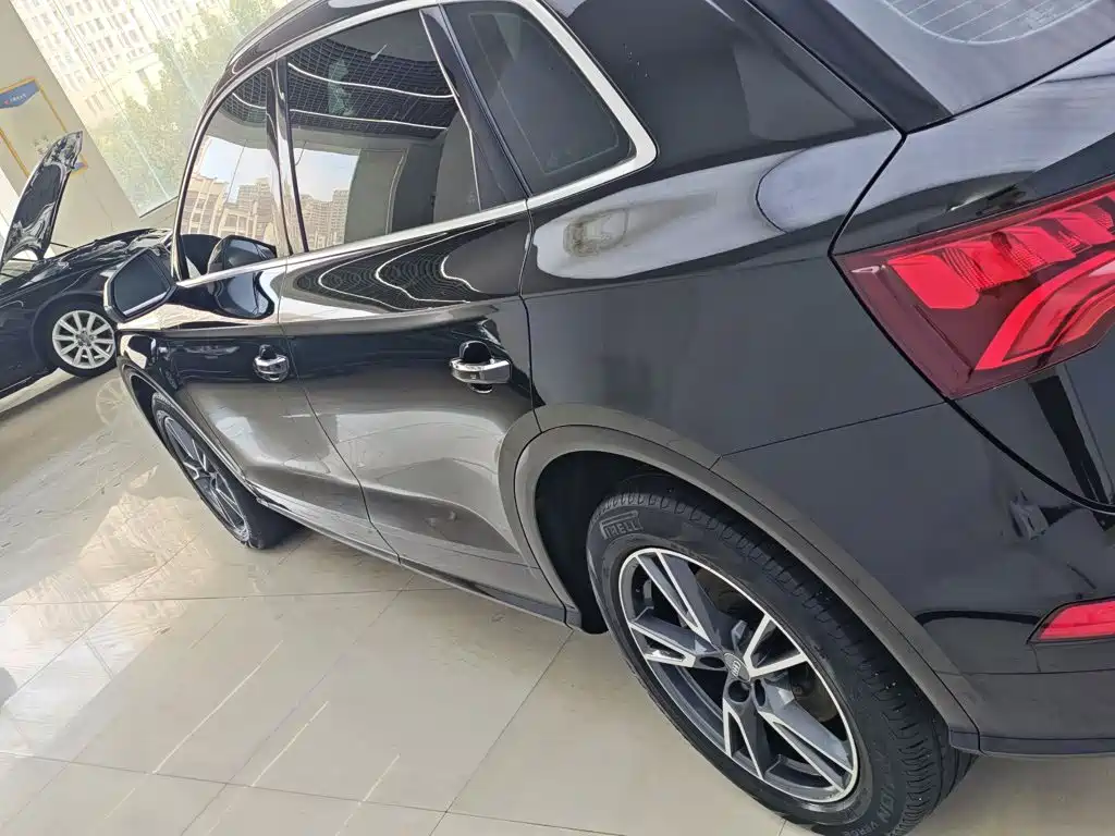 Audi Q5L — миниатюра 8