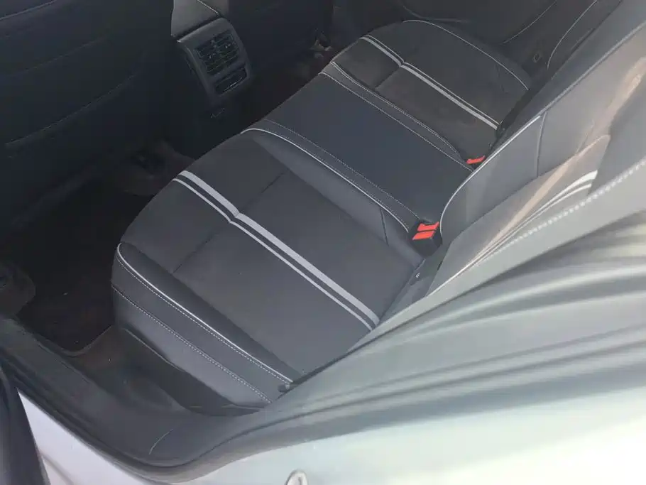 Volkswagen Golf — миниатюра 11