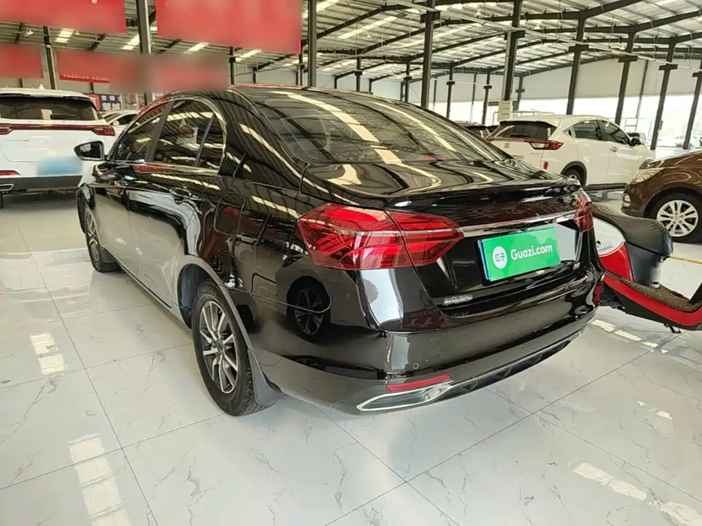 Geely Emgrand — миниатюра 5