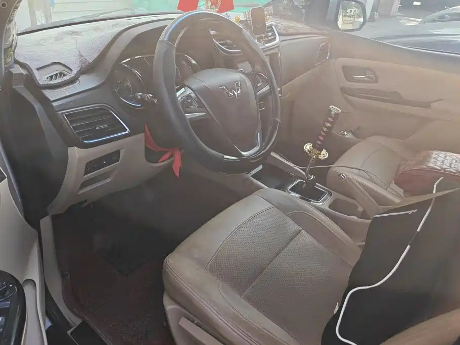 Wuling Hongguang — миниатюра 9