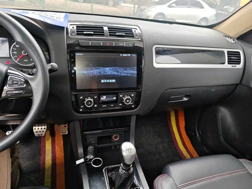 Yema Mustang T70 — миниатюра 6
