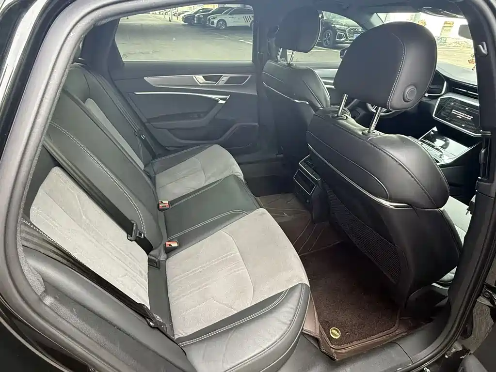 Audi A6L — миниатюра 18