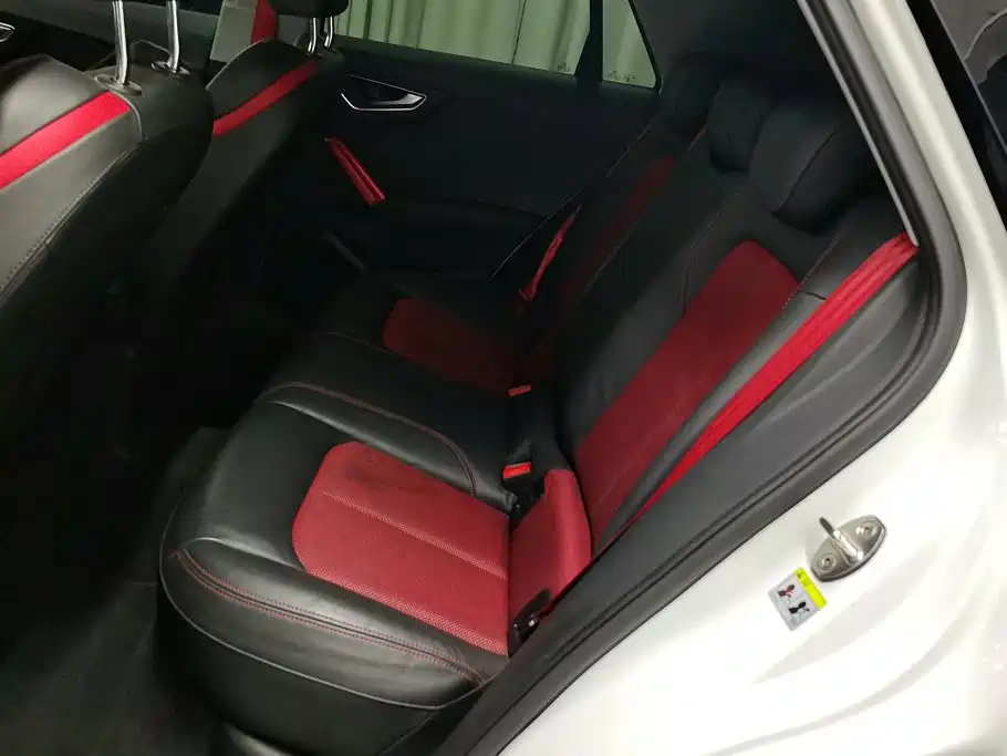 Audi Q2L — миниатюра 11