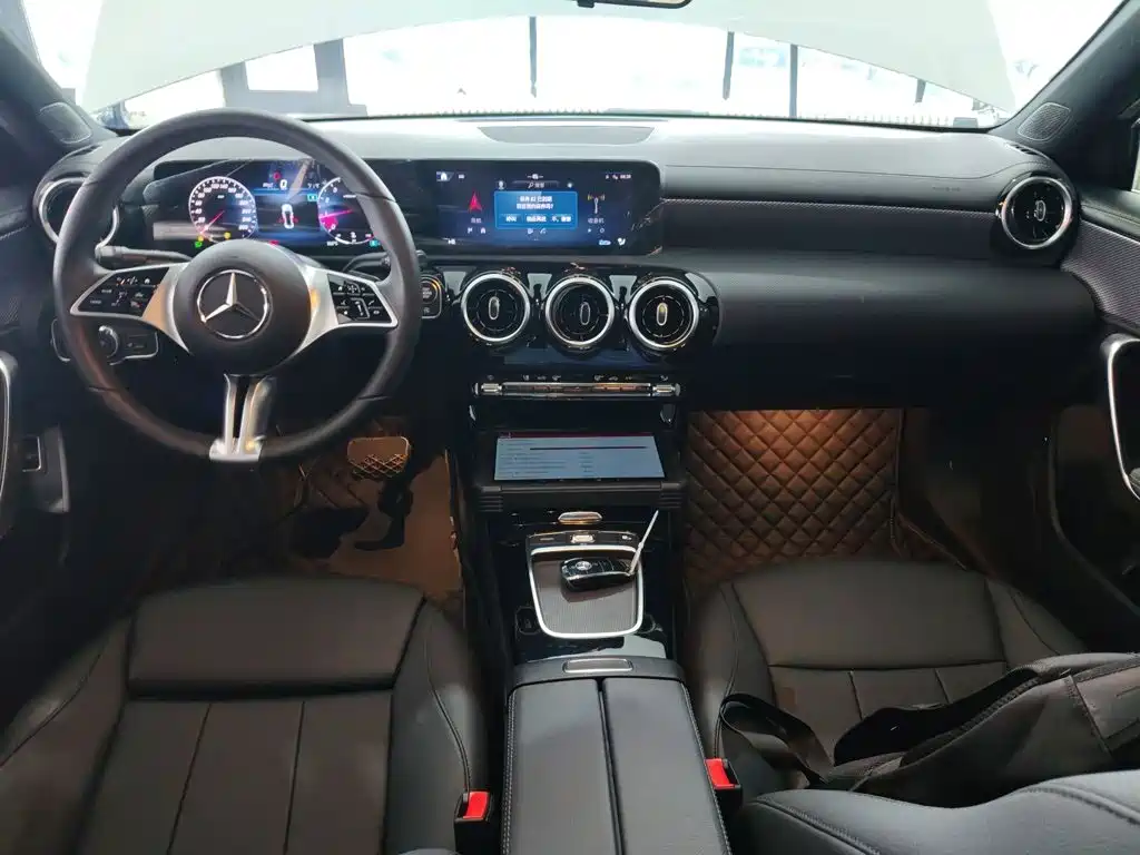 Mercedes-Benz A-Class A 2024 A 180 L